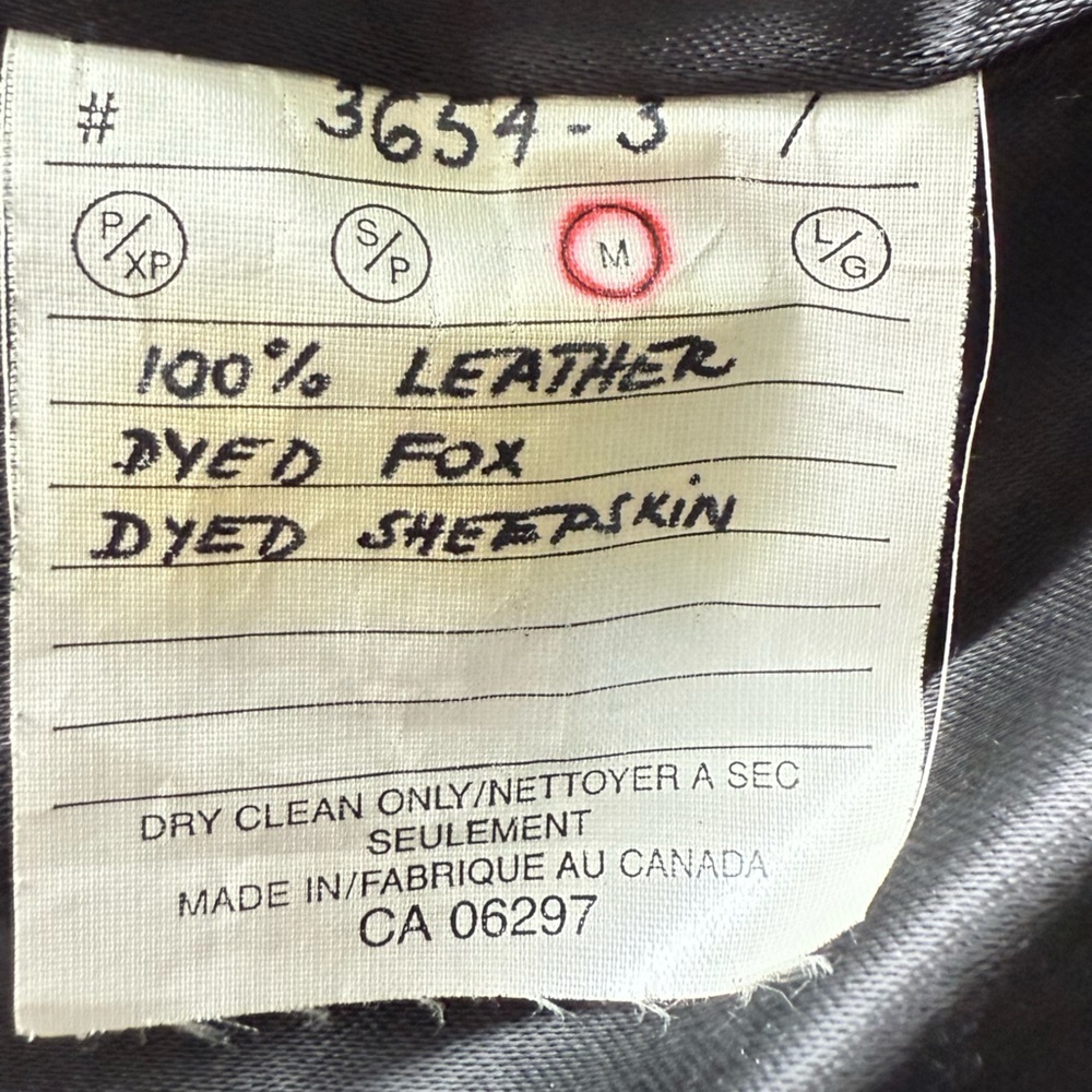 Norma Canada Stylish Black Leather Jacket with  Fur Trim , Size M - Picture 8 of 17
